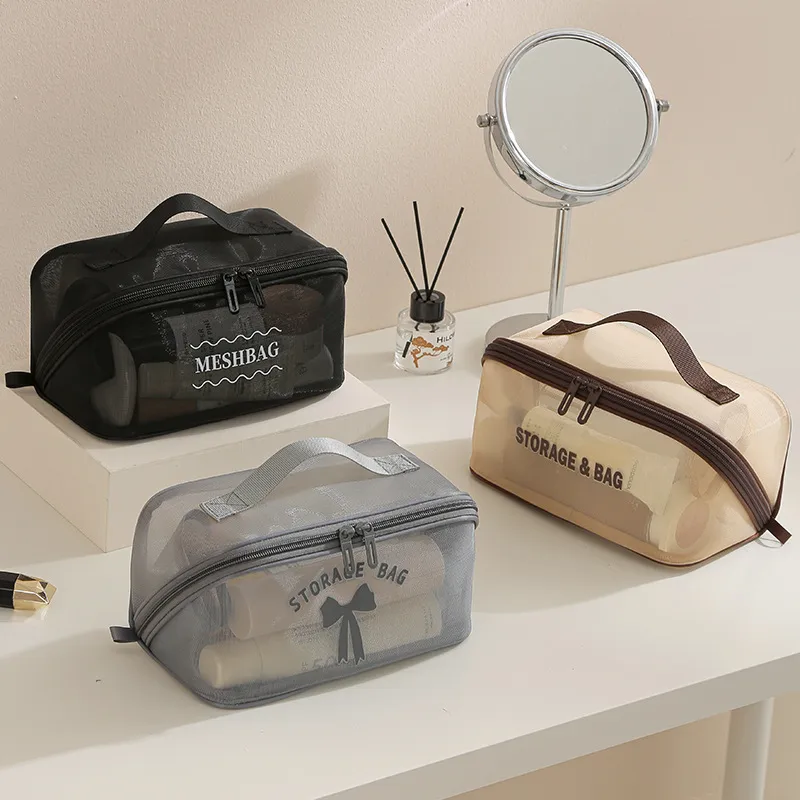 Trousse de toilette grande cap - Cosmetic Bags avis et prix